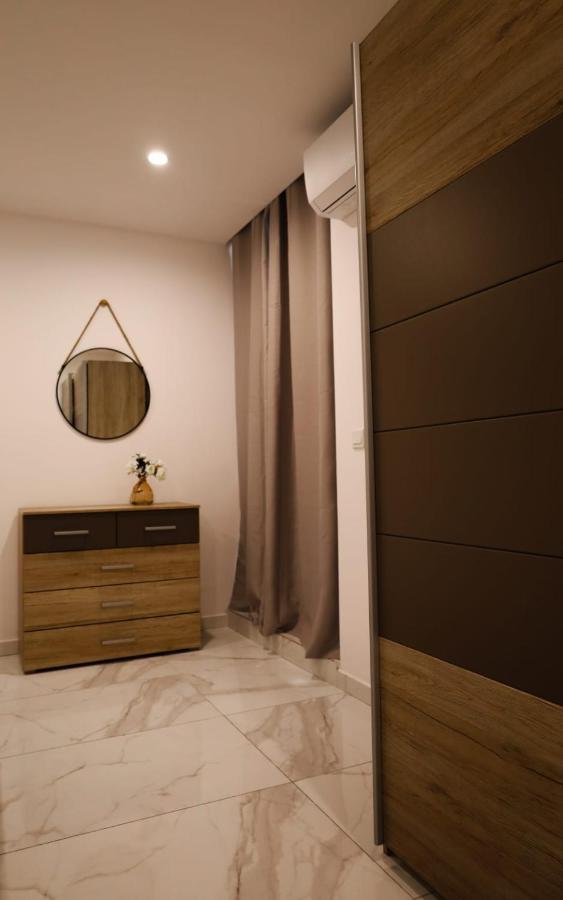 Spacious Deluxe Seaside Escape St. Paul's Bay Exterior photo