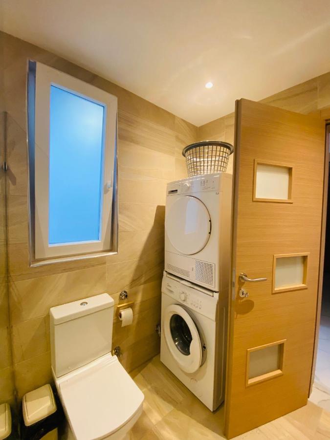Spacious Deluxe Seaside Escape St. Paul's Bay Exterior photo